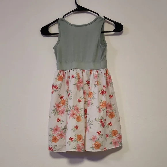 Green Sleeveless Tie Front Sundress - Picture 3 of 3